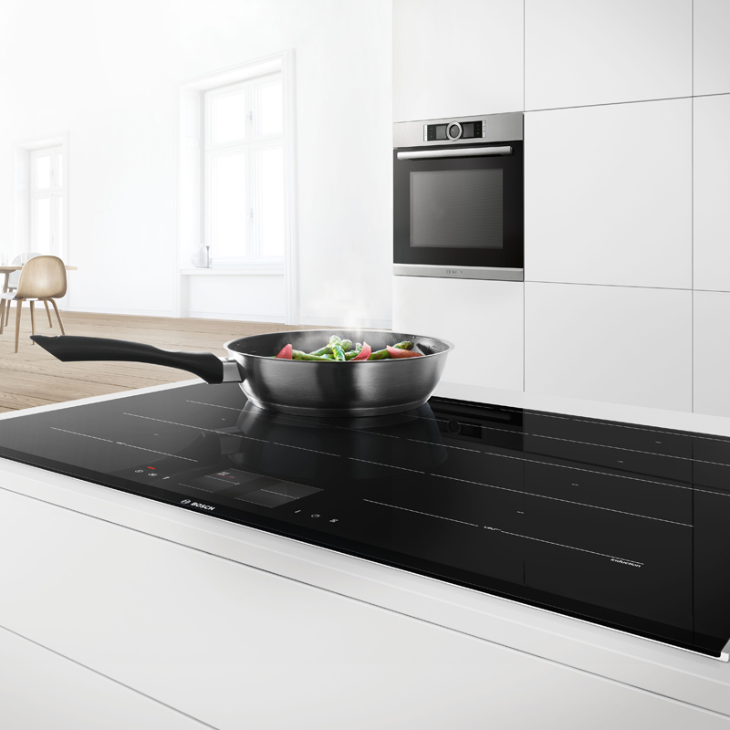 Bosch Ceranfeld  mit induktion